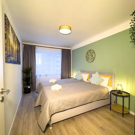 Immostay #6 - Mit 2 Fuer 8 Personen - Wifi, Tv