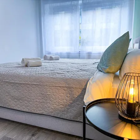 Immostay #6 - Mit 2 Fuer 8 Personen - Wifi, Tv Appartement Brême