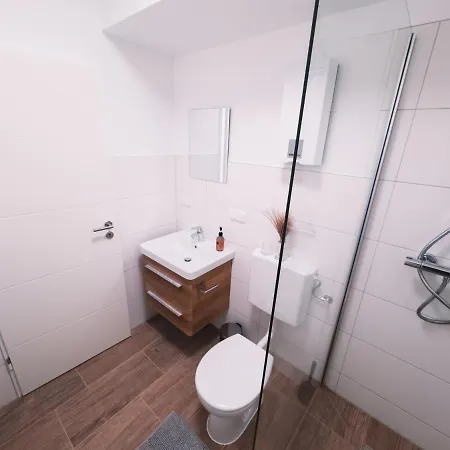 Immostay #6 - Mit 2 Fuer 8 Personen - Wifi, Tv アパート