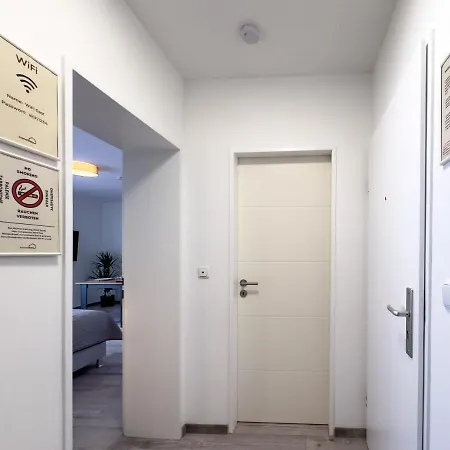 Immostay #6 - Mit 2 Fuer 8 Personen - Wifi, Tv