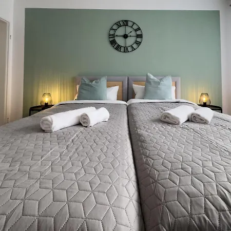 Immostay #6 - Mit 2 Fuer 8 Personen - Wifi, Tv ברמן