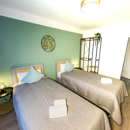 Immostay #6 - Mit 2 Fuer 8 Personen - Wifi, Tv *