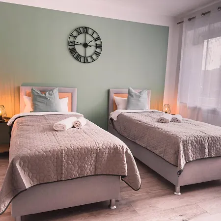 Immostay #6 - Mit 2 Fuer 8 Personen - Wifi, Tv アパート