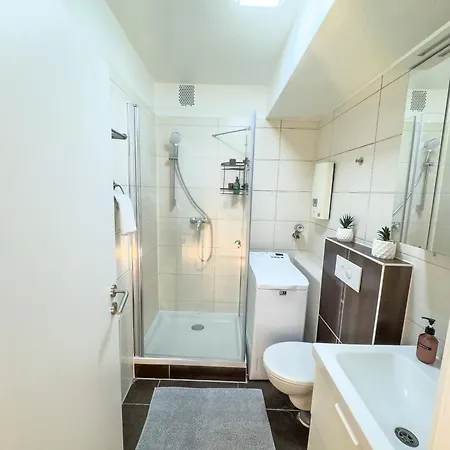 Immostay #6 - Mit 2 Fuer 8 Personen - Wifi, Tv Appartement Brême