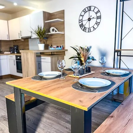 Immostay #6 - Mit 2 Fuer 8 Personen - Wifi, Tv דירה