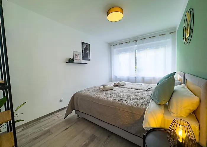 Immostay #6 - Mit 2 Fuer 8 Personen - Wifi, Tv Brema