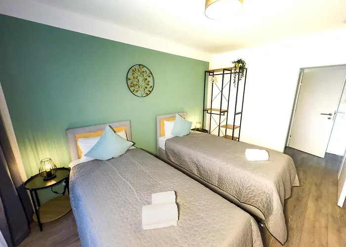 Immostay #6 - Mit 2 Fuer 8 Personen - Wifi, Tv *