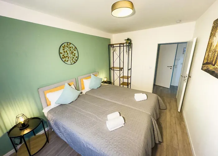 Immostay #6 - Mit 2 Fuer 8 Personen - Wifi, Tv * Brema